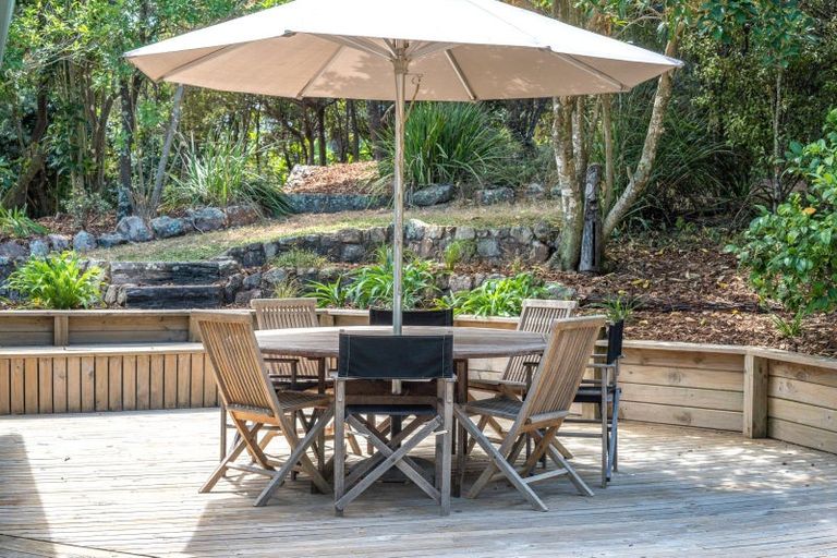 Photo of property in 12 Makora Avenue, Oneroa, Waiheke Island, 1081