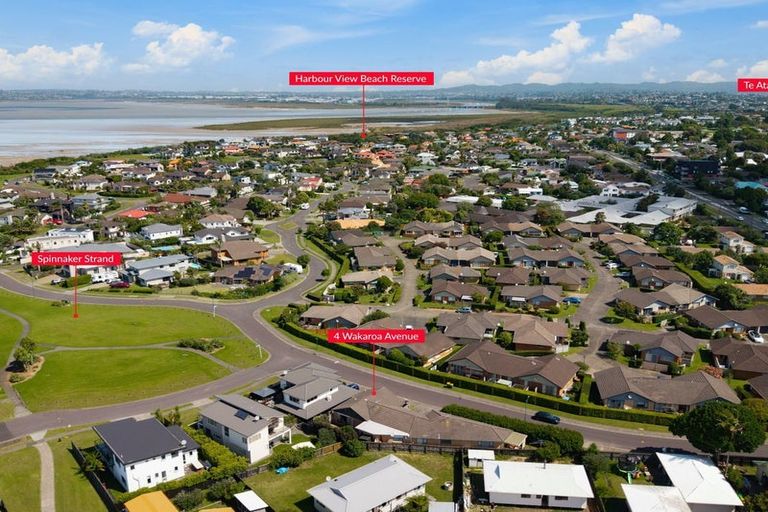 Photo of property in 4 Wakaroa Avenue, Te Atatu Peninsula, Auckland, 0610