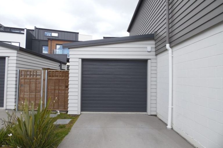 Photo of property in 188 Hobsonville Point Road, Hobsonville, Auckland, 0616