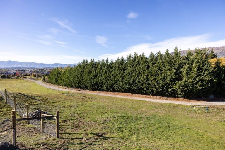 Photo of property in West Meadows Drive, Wanaka, 9305