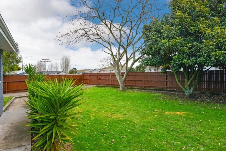 Photo of property in 404 Kotuku Street, Camberley, Hastings, 4120