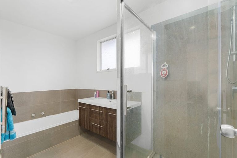 Photo of property in 1/28 Nortons Road, Avonhead, Christchurch, 8042