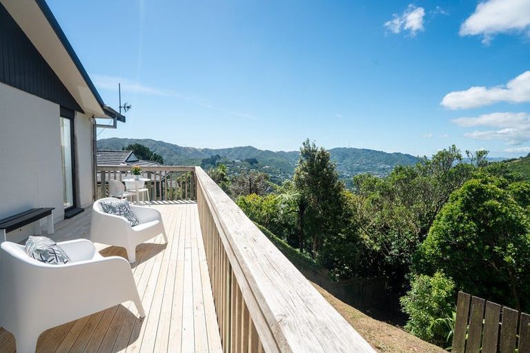 Photo of property in 184 Orangi Kaupapa Road, Northland, Wellington, 6012