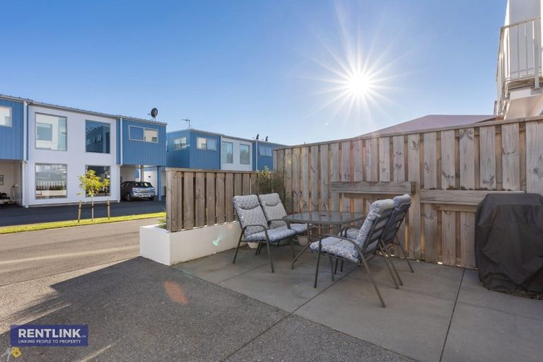 Photo of property in 31 Reynolds Place, Papamoa Beach, Papamoa, 3118