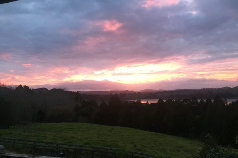 Photo of property in 237 Pahi Road, Pahi, Paparoa, 0571