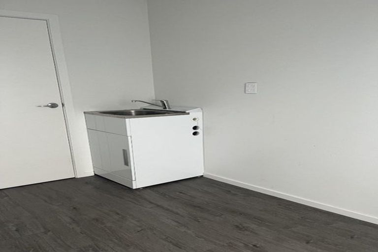 Photo of property in 6c Brown Avenue, Carterton, 5713