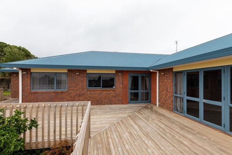 Photo of property in 27 Church Road, Pukete, Hamilton, 3200