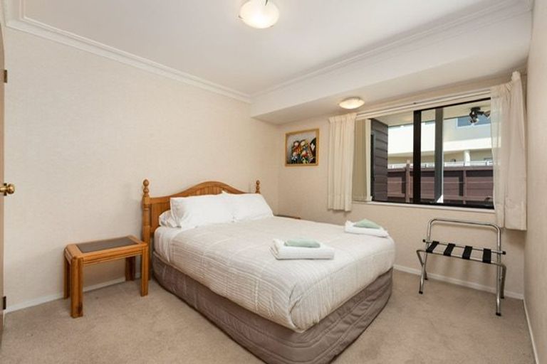 Photo of property in 418a Oceanbeach Road, Mount Maunganui, 3116