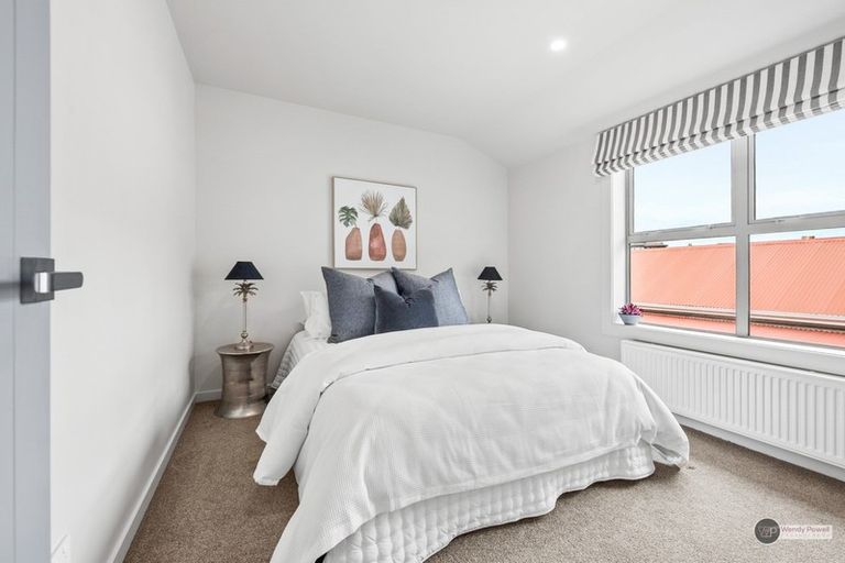 Photo of property in 5a Park Street, Thorndon, Wellington, 6011