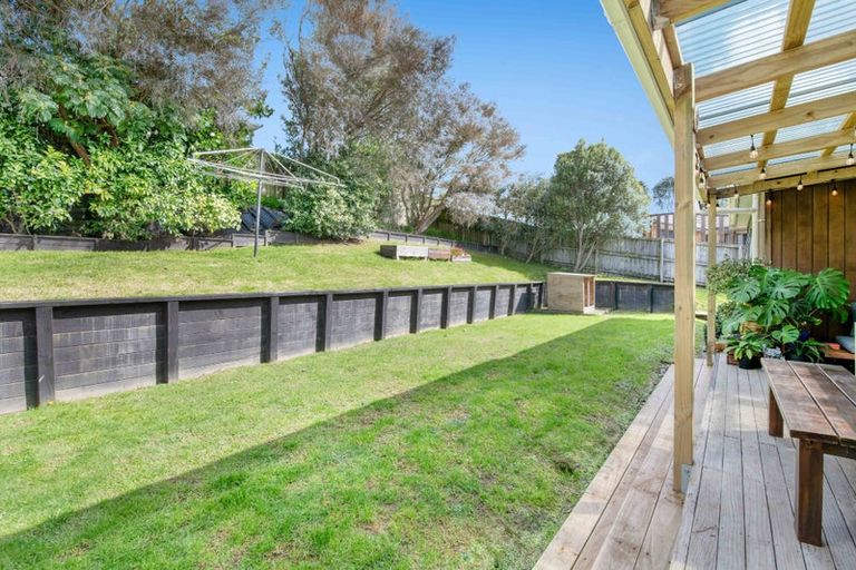 Photo of property in 29 Te Kauri Place, Helensville, 0800