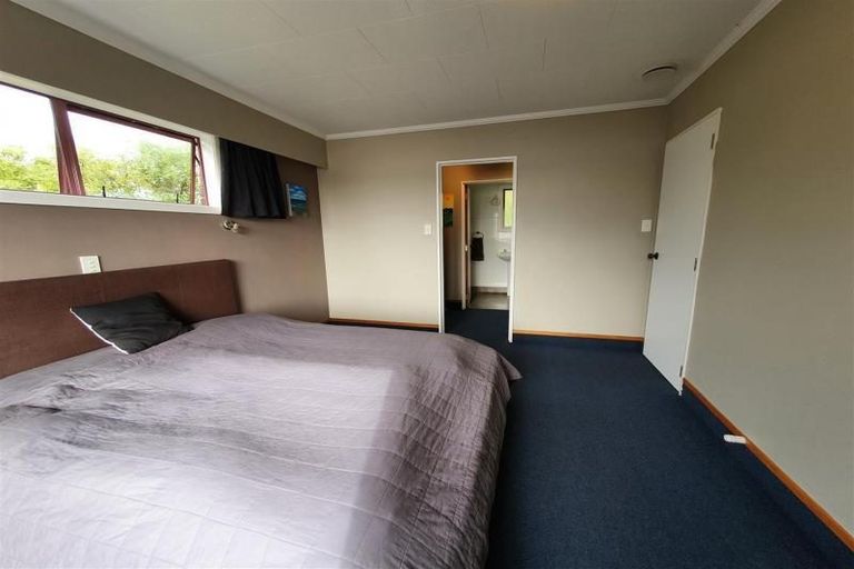 Photo of property in 12 Russell Drive, Oakura, 4314