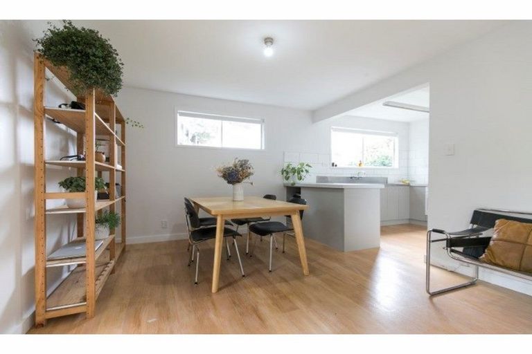 Photo of property in 1/26 Bryers Place, Bayview, Auckland, 0629