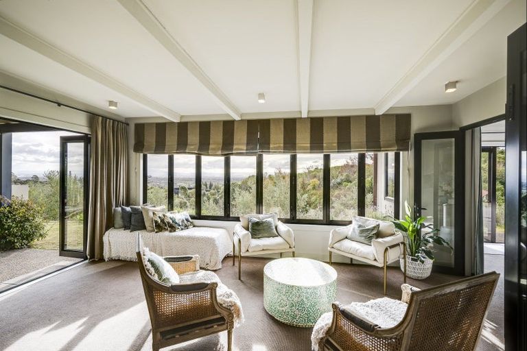 Photo of property in 110 Black Barn Road, Havelock North, 4294