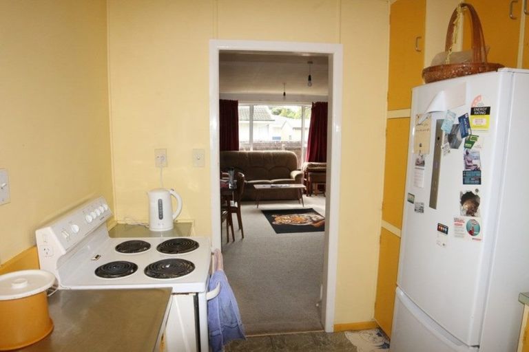 Photo of property in 8 Huia Street, Waiuku, 2123