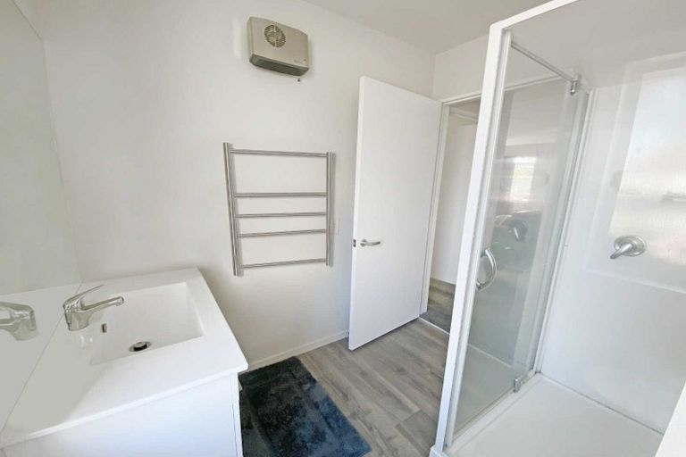 Photo of property in 4/78 Marshland Road, Shirley, Christchurch, 8061