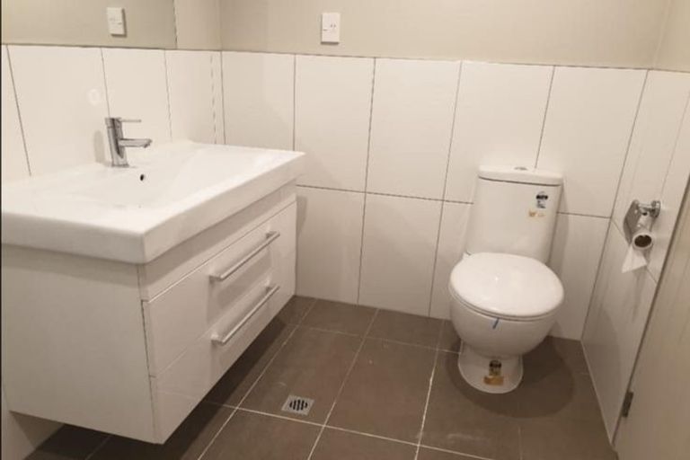 Photo of property in 18/45a Swanson Road, Henderson, Auckland, 0610