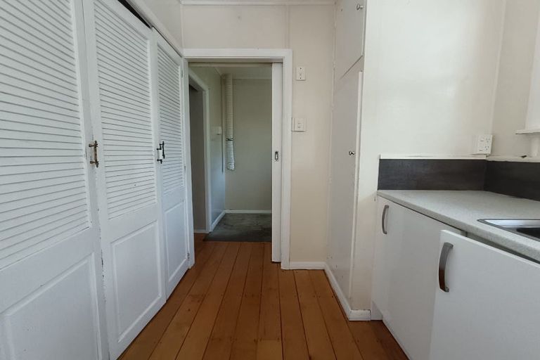 Photo of property in 33 Jillett Street, Titahi Bay, Porirua, 5022