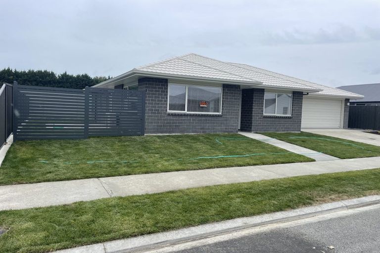 Photo of property in 14 George Yee Place, Taradale, Napier, 4112