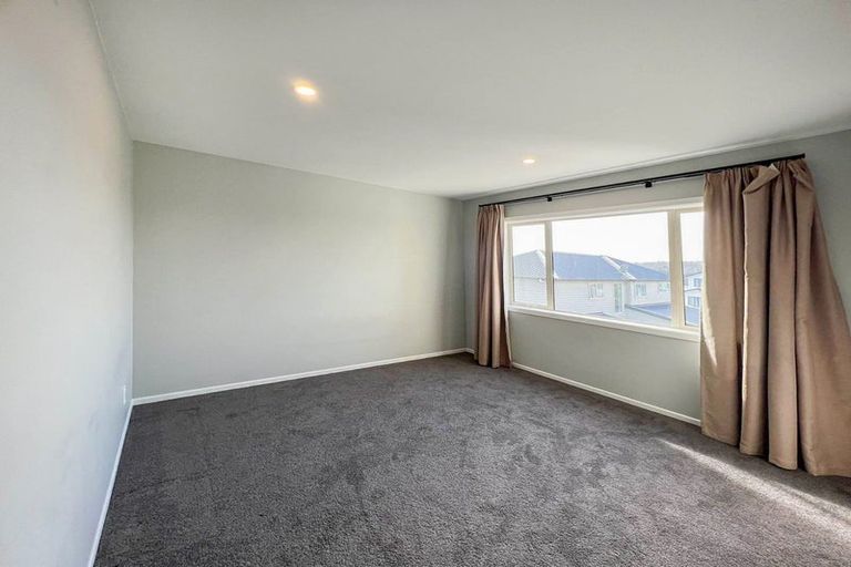 Photo of property in 12 Kota Lane, Hobsonville, Auckland, 0616