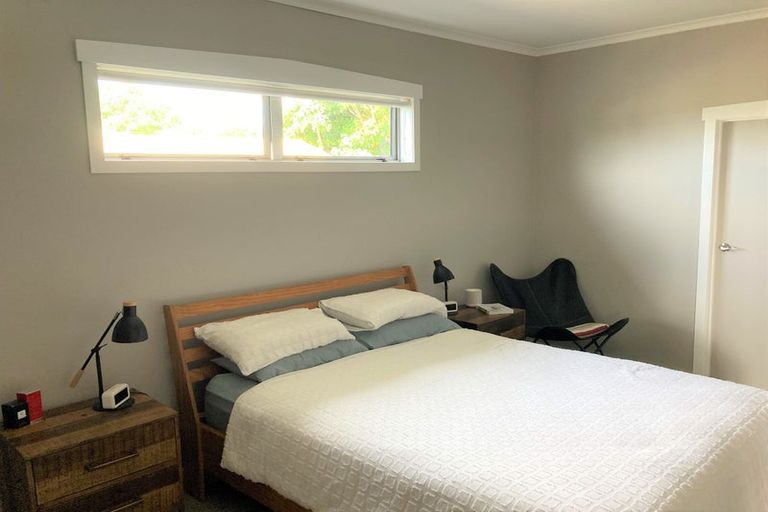 Photo of property in 7 Burns Street, Westown, New Plymouth, 4310