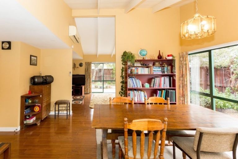 Photo of property in 3 Chilton Drive, Mairehau, Christchurch, 8052