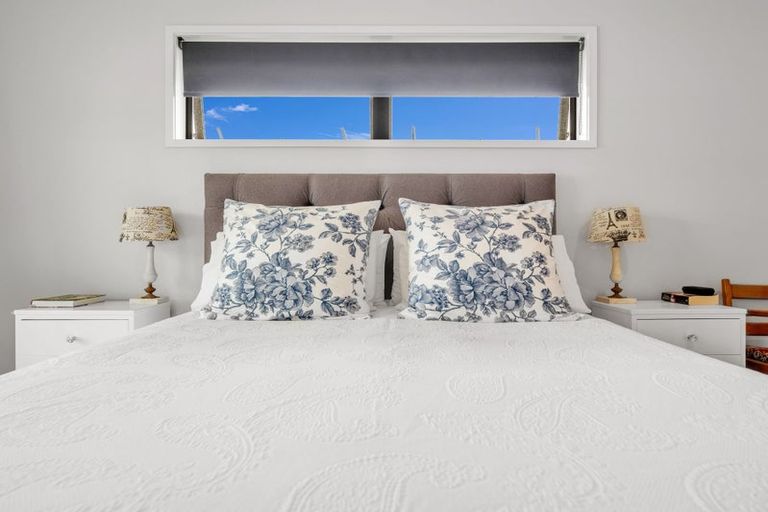 Photo of property in 12 Costello Drive, Ngatea, 3503