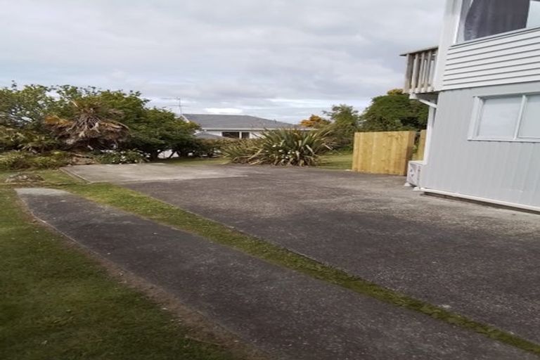 Photo of property in 133 Birkenhead Avenue, Birkenhead, Auckland, 0626