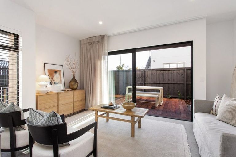 Photo of property in 2/44 Winchester Street, Merivale, Christchurch, 8014