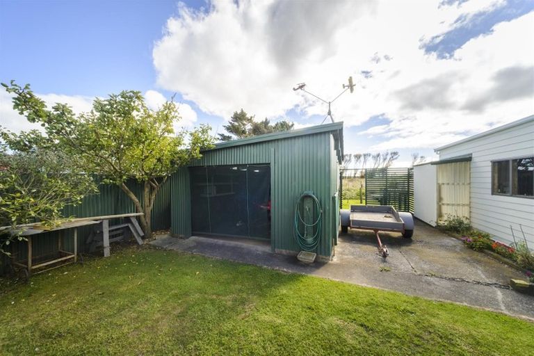 Photo of property in Build Inn, 1942 Parewanui Road, Parewanui, Bulls, 4894