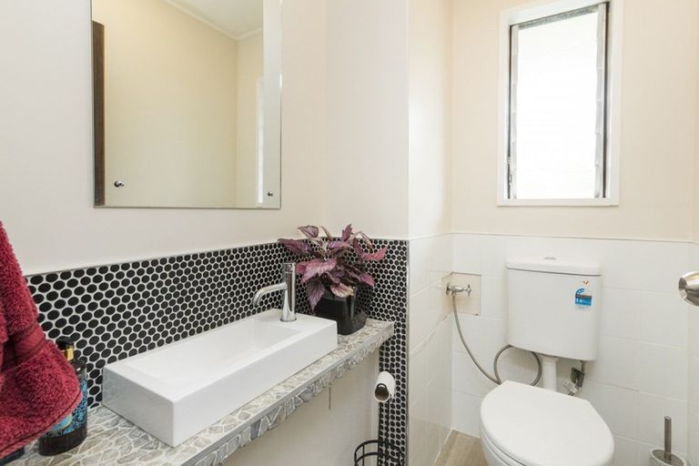 Photo of property in 15 Rangeview Place, Feilding, 4702