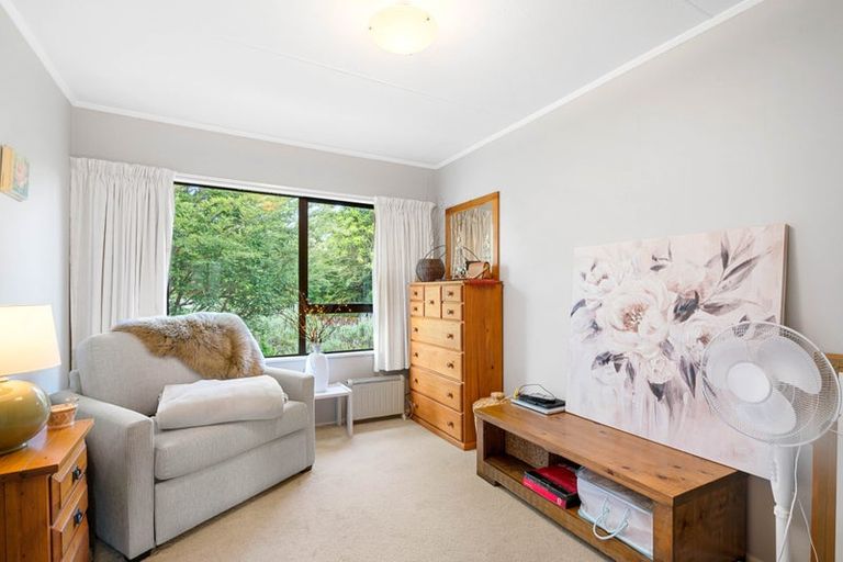 Photo of property in 9 Loasby Place, Greytown, 5712