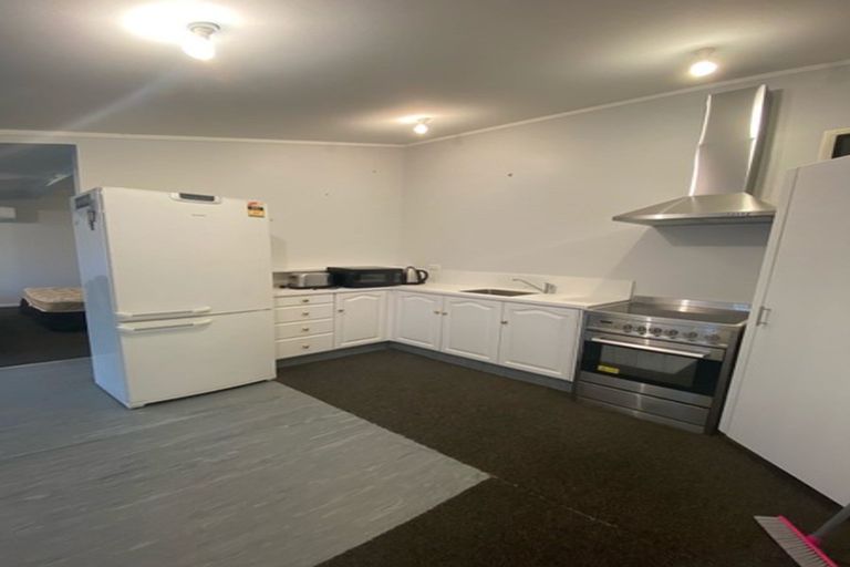 Photo of property in 92 Waimate Road North, Kerikeri, 0293