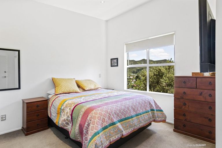 Photo of property in 63 Saddleback Grove, Karori, Wellington, 6012