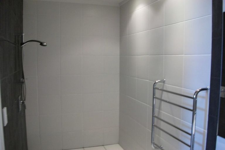 Photo of property in 12/72e Devonport Road, Tauranga, 3110