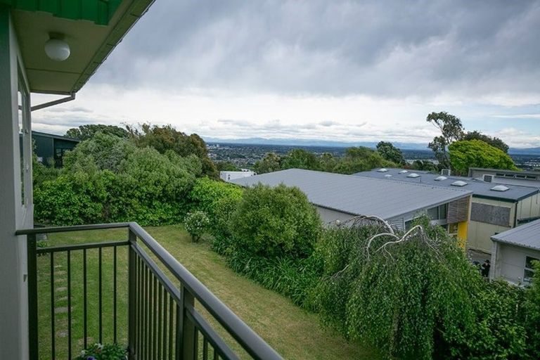 Photo of property in 270 Cannon Hill Crescent, Mount Pleasant, Christchurch, 8081