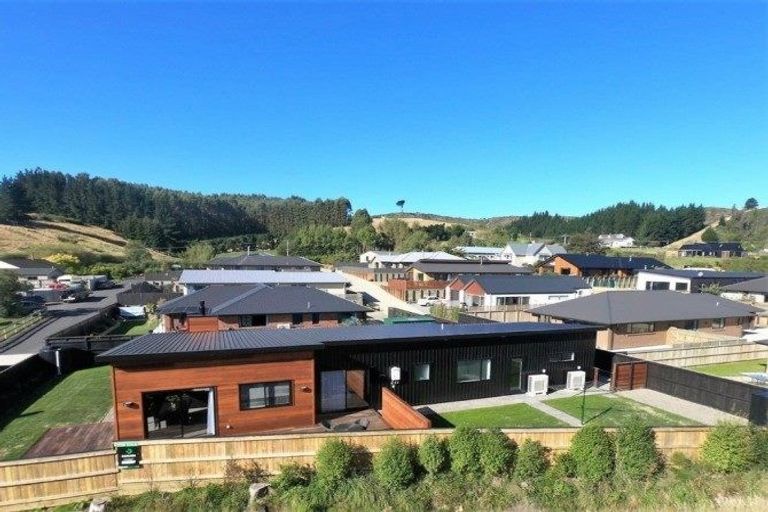 Photo of property in 10 Heasley Lane, Mosgiel, 9092