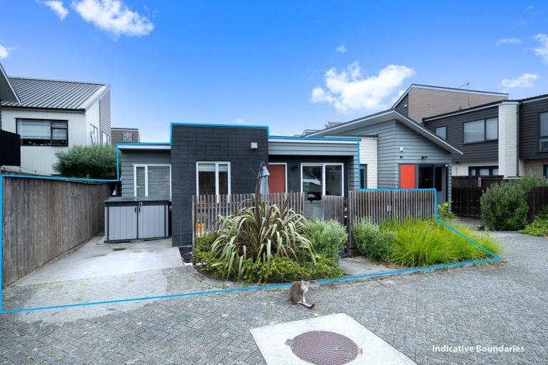 Photo of property in 35 Saltmarsh Road, Hobsonville, Auckland, 0616