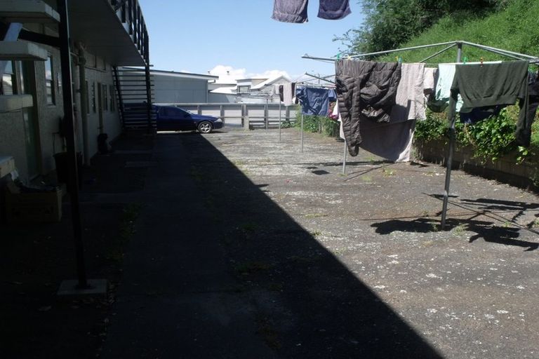 Photo of property in 10 Faraday Street, Hospital Hill, Napier, 4110