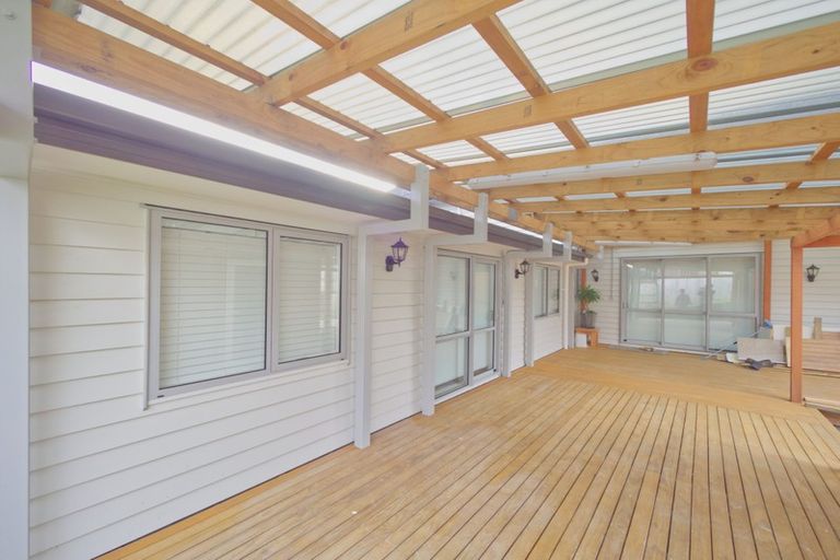 Photo of property in 61 Totara Views Drive, Silverdale, 0932