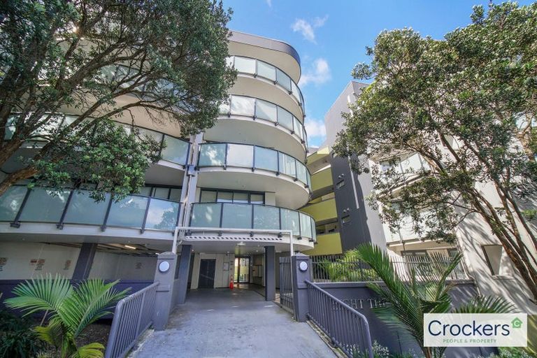 Photo of property in The Mews, 8/8 Basque Road, Eden Terrace, Auckland, 1021