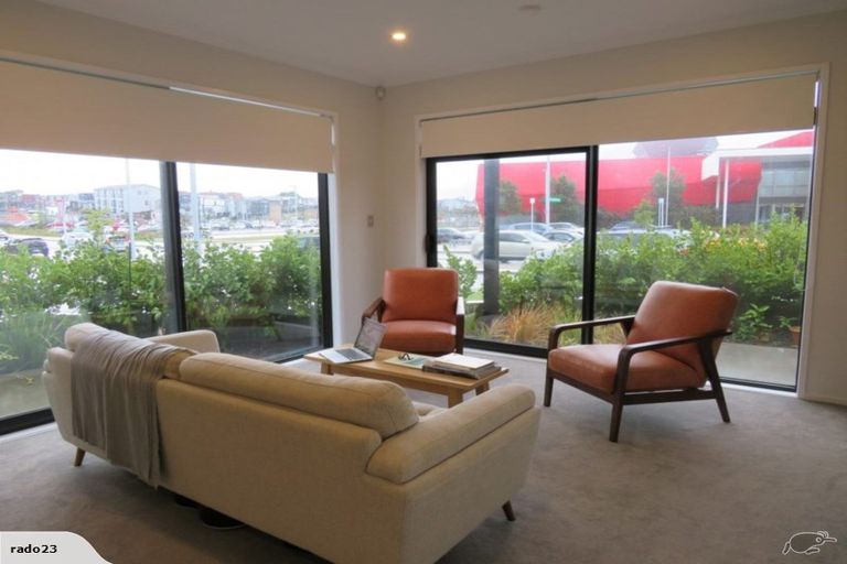 Photo of property in 2 Sidney Wallingford Way, Hobsonville, Auckland, 0616