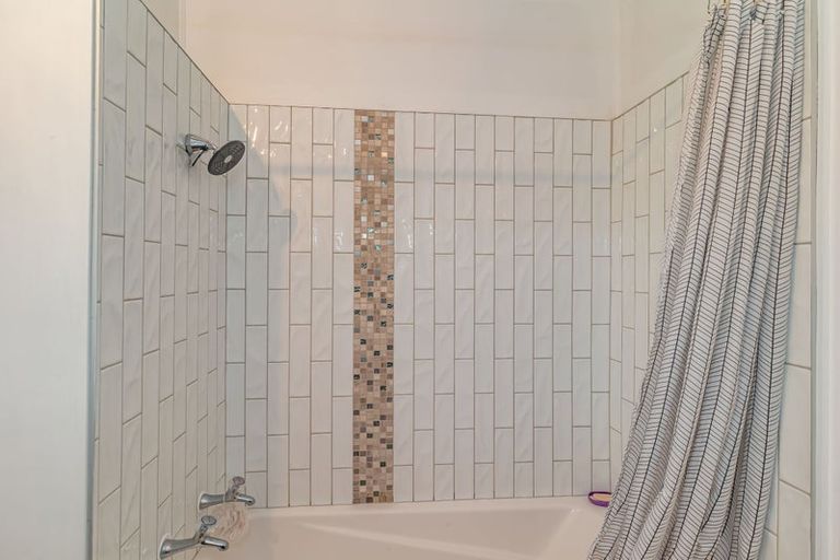 Photo of property in 9 Manchester Street, Levin, 5510