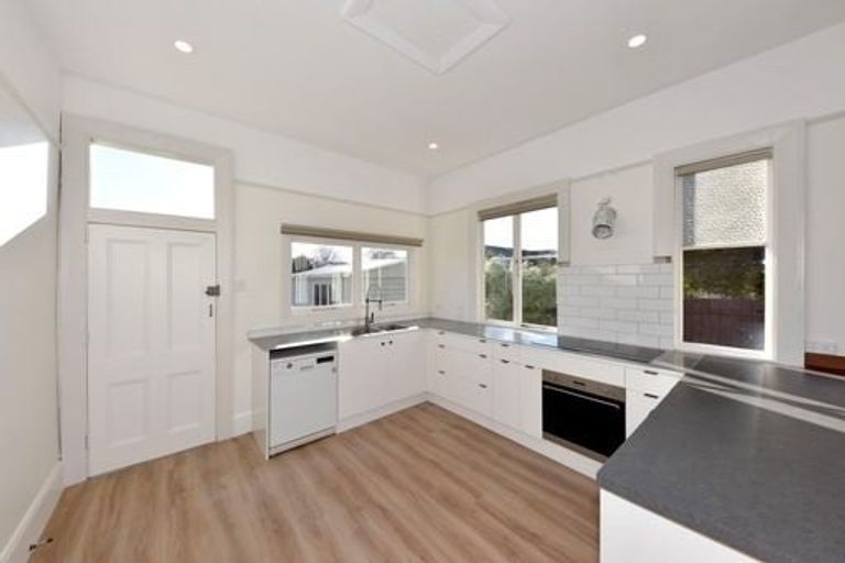 Photo of property in 74 Hinau Street, Riccarton, Christchurch, 8041