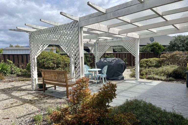 Photo of property in 6 Taupata Place, Motueka, 7120