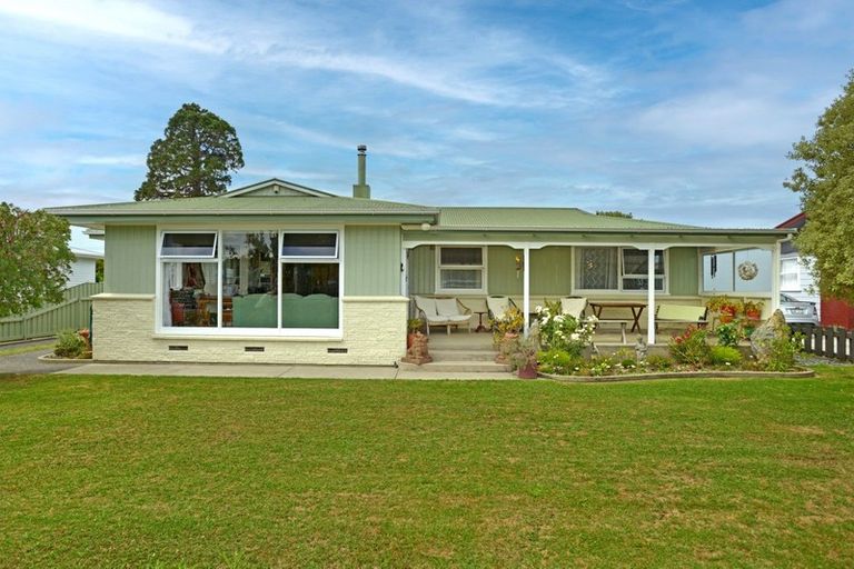 Photo of property in 5 Toru Street, Makaraka, Gisborne, 4010