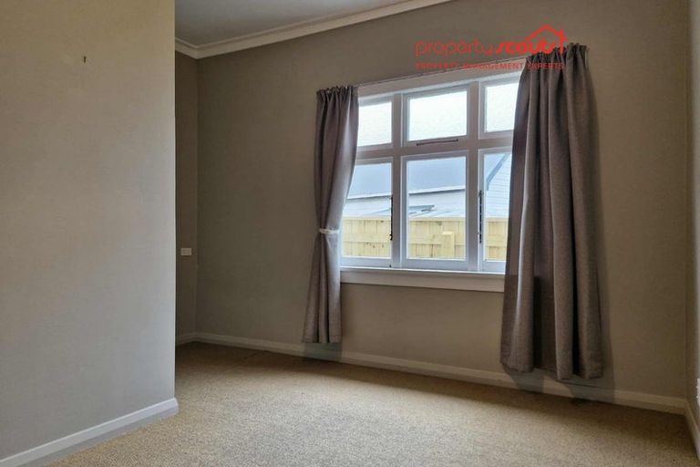 Photo of property in 40 Waiwaka Terrace, Strandon, New Plymouth, 4312