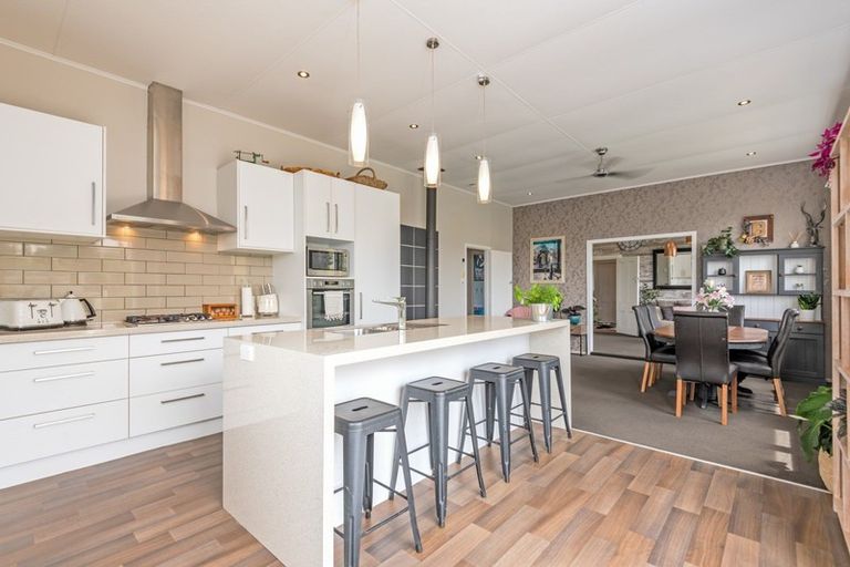 Photo of property in 704 Makino Road, Feilding, 4779