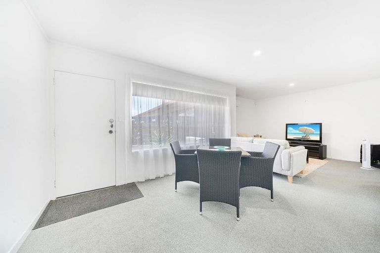 Photo of property in 2/235 Saint George Street, Papatoetoe, Auckland, 2025