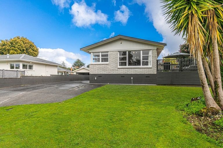 Photo of property in 6 Cotton Place, Opaheke, Papakura, 2113