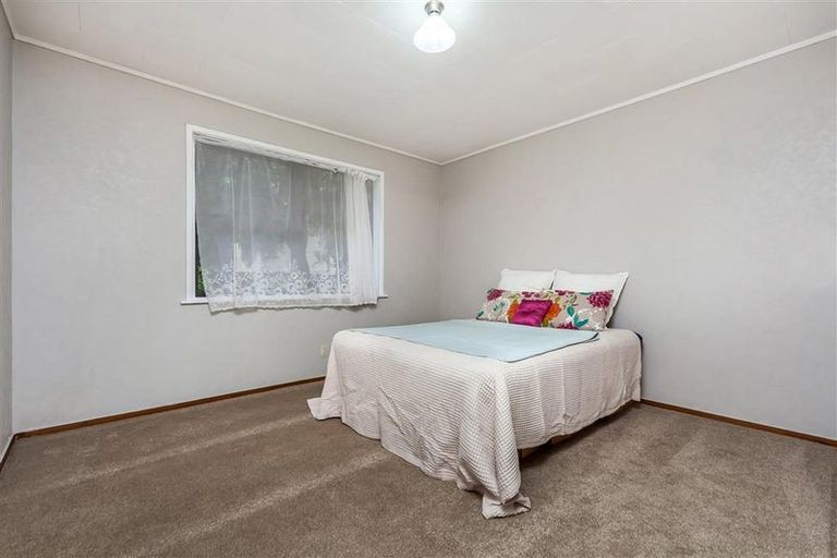 Photo of property in 16 Ulay Place, Clover Park, Auckland, 2019